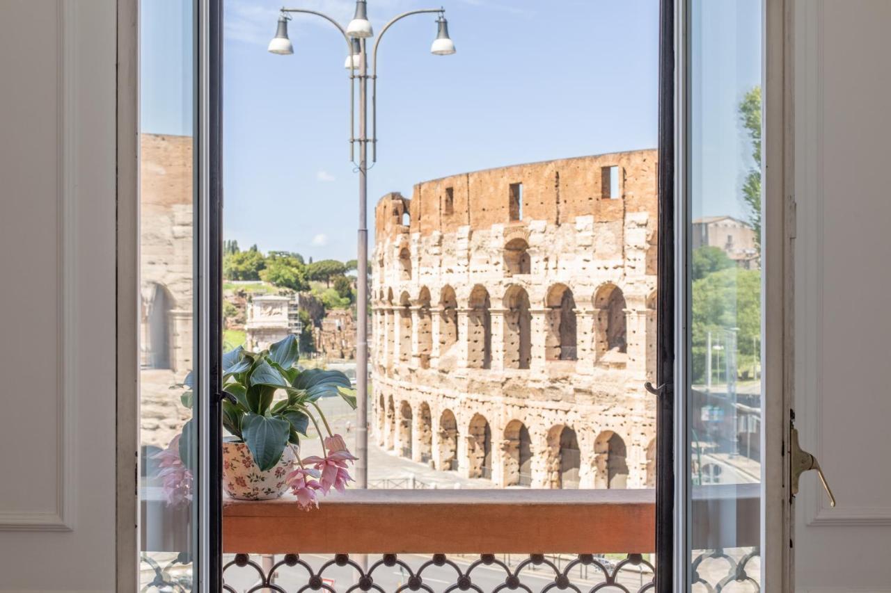 Iflat Unforgettable In Front Of Colosseum Rzym Zewnętrze zdjęcie